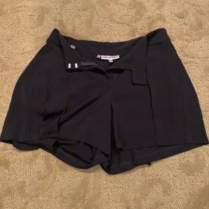 Jennifer Lopez dressy black shorts